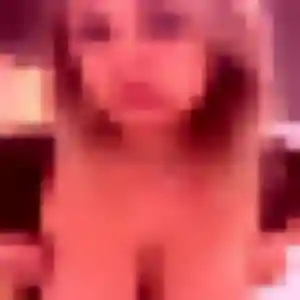 Wendy, 34 ans, cherche un rencontre cougar à Ablis