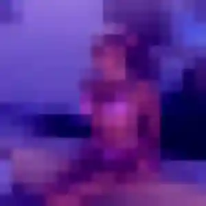 Debora, femme de 42 ans cherche rencontre cougar à Achères