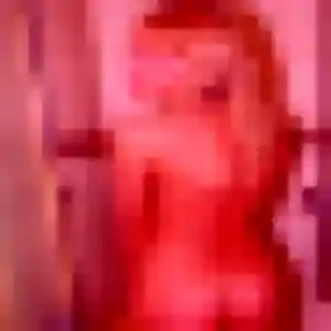 Marie, 20 ans, en ligne à Angoulins pour un rencontre cougar