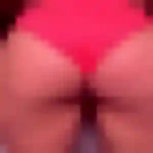 Oumaima, 30 ans, dispo pour rencontre cougar à Angoulins
