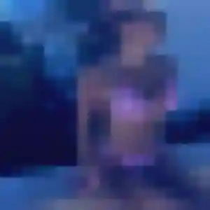 Photo de Kelly à Antony (21 ans) - rencontre cougar anonyme