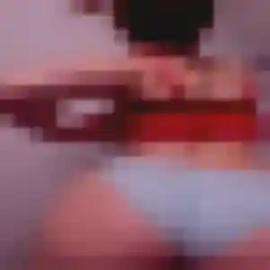 Deborah, femme de 32 ans propose rencontre cougar à Bayonne