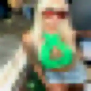 Agathe, femme de 38 ans propose rencontre cougar à Bégard