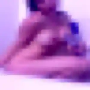 Photo privée de Urielle, 42 ans à Bouvron - rencontre sans lendemain