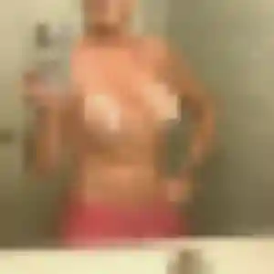 Cyrielle, fille de 22 ans cherche rencontre cougar à Bouzonville