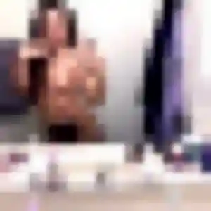 Corinne, 32 ans, dispo pour rencontre cougar à Brebières