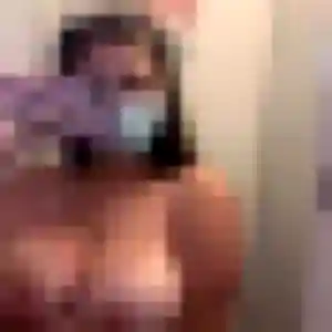 Ingrid, fille de 26 ans propose rencontre cougar à Carhaix-Plouguer