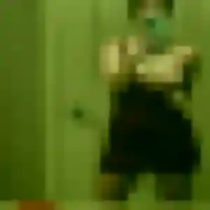 Anne-Charlotte de Celles-sur-Belle, 19 ans - rencontre cougar discret