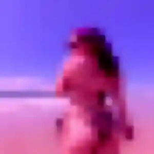 Fleur, 31 ans, en ligne à Chaniers pour une rencontre coquine