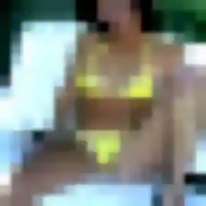 Charmante Chloe, 22 ans à Châteauneuf-du-Faou - la contacter