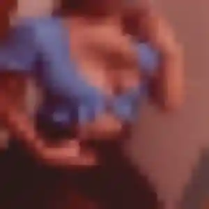 Contacte Siham, 22 ans à Chécy en privé
