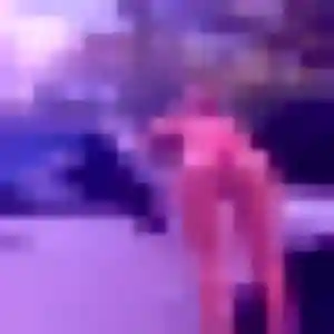 Karima, 33 ans, en ligne à Cocheren pour un rencontre cougar