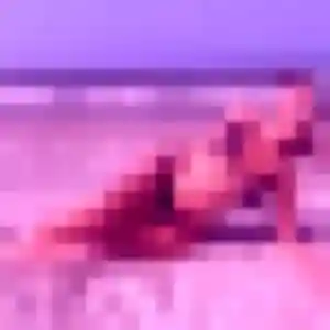 Sexy Coralie, 19 ans à Erdeven - voir sa photo