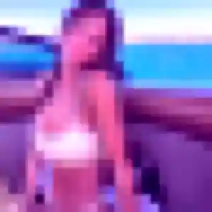 Capucine, 33 ans, connectée à Frossay pour une rencontre coquine