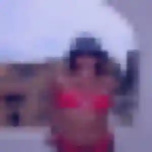 Emilie de Galgon, 35 ans - rencontre cougar en toute liberté
