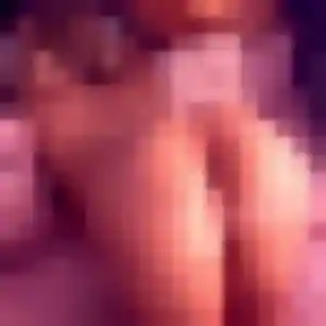 Wahiba de Gandrange, 20 ans - rencontre cougar sans lendemain