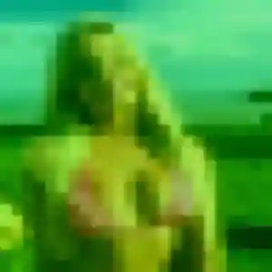 Domitille, 20 ans, connectée à Golbey pour une rencontre coquine