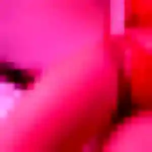 Photo sexy de Geneve, 20 ans à Hennebont - plan discret