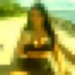 Justine, 27 ans, disponible à Landerneau pour un rencontre cougar