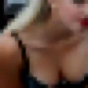 Odile, fille de 20 ans cherche rencontre cougar à Langueux