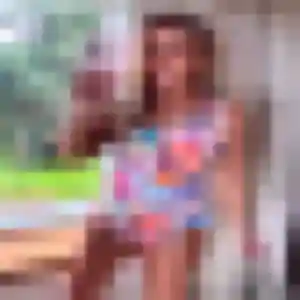 Photo perso de Armelle, 25 ans à Le Chesnay-Rocquencourt - rencontre coquine