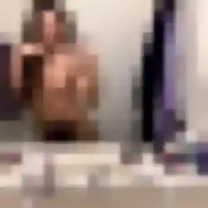 Noura, 32 ans, connectée à Le Coudray-Montceaux pour un rencontre cougar
