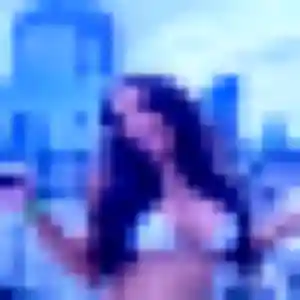 Sexy Berenice, 19 ans à Le Val d'Hazey - la contacter