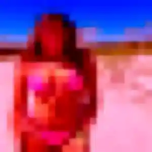 Giulia, femme de 20 ans veut rencontre cougar à Livarot-Pays-d'Auge