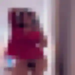 Belle Frederique, 23 ans à Mandres-les-Roses - voir sa photo