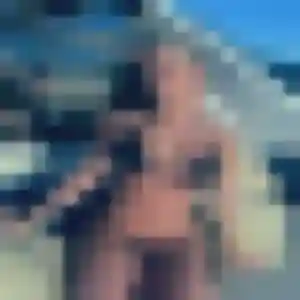 Monique, 21 ans, connectée à Marines pour un rencontre cougar