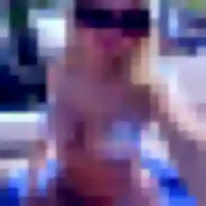 Helene (27 ans) à Marquise attend un rencontre cougar maintenant