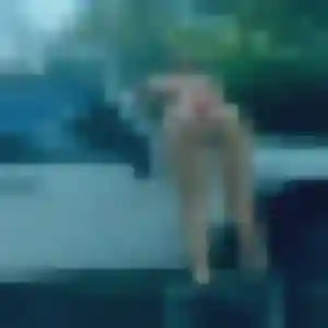 rencontre cougar à Maurepas : photo de Louisa, 37 ans - accès libre