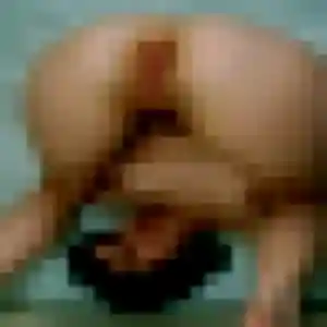 Estee, 19 ans, connectée à Meurchin pour une rencontre coquine