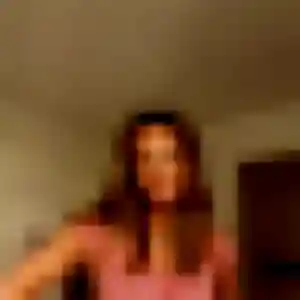 Charmante Karima, 27 ans à Moissy-Cramayel - la contacter