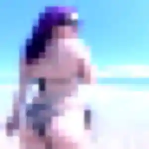 Photo exclusive de Elena, 19 ans à Montgermont - rencontre coquine