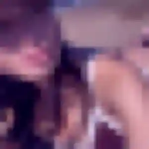 Photo de Louisa à Nay (34 ans) - rencontre cougar anonyme