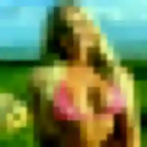 Armelle de Neufchâtel-Hardelot, 30 ans - rencontre cougar discret