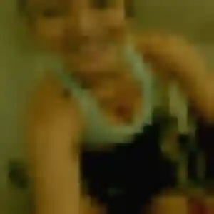 Photo de Rym à Oudon (23 ans) - rencontre cougar anonyme