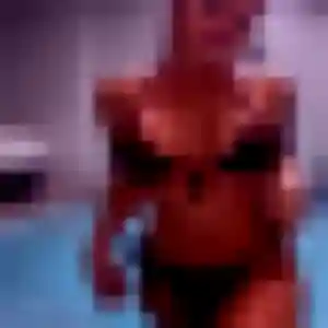 Sara, 44 ans, connectée à Plancoët pour un rencontre cougar