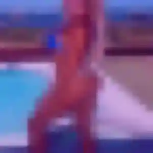 Tania, 24 ans, en ligne à Plérin pour une rencontre coquine