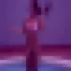 Svetlana, 19 ans, connectée à Plœuc-L'Hermitage pour une rencontre coquine