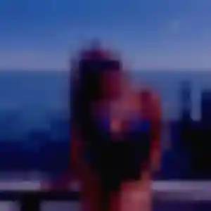Photo de Dana à Pont-l'Évêque (30 ans) - rencontre cougar discret