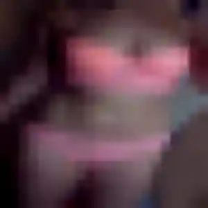Hilary, femme de 23 ans cherche rencontre cougar à Pontorson