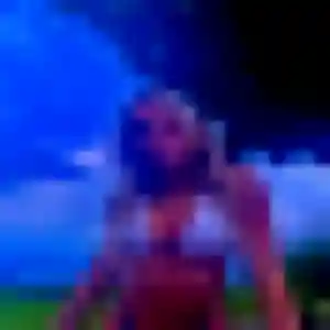 Belle Estelle, 23 ans à Roost-Warendin - voir sa photo