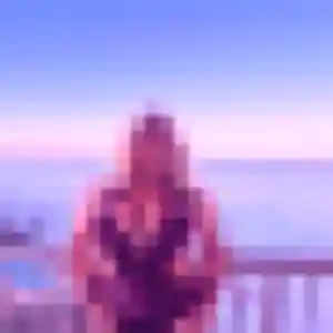 Faustine, femme de 24 ans cherche rencontre cougar à Sadirac