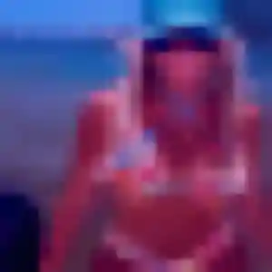 Eugenie de Saint-Florent-sur-Cher, 21 ans - rencontre cougar sans prise de tête