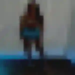 Bettina, femme de 25 ans propose rencontre cougar à Saint-Julien-de-Concelles