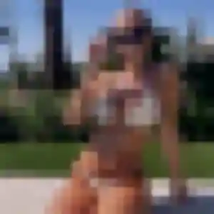 Lisette, 38 ans, disponible à Saint-Médard-d'Eyrans pour un rencontre cougar