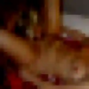 Tiffany, fille de 25 ans propose rencontre cougar à Saint-Méen-le-Grand