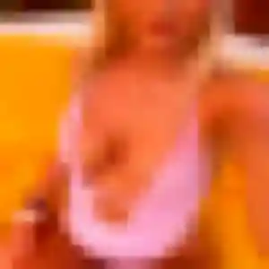Photo sexy de Emilie, 19 ans à Saint-Yvi - rencontre coquine